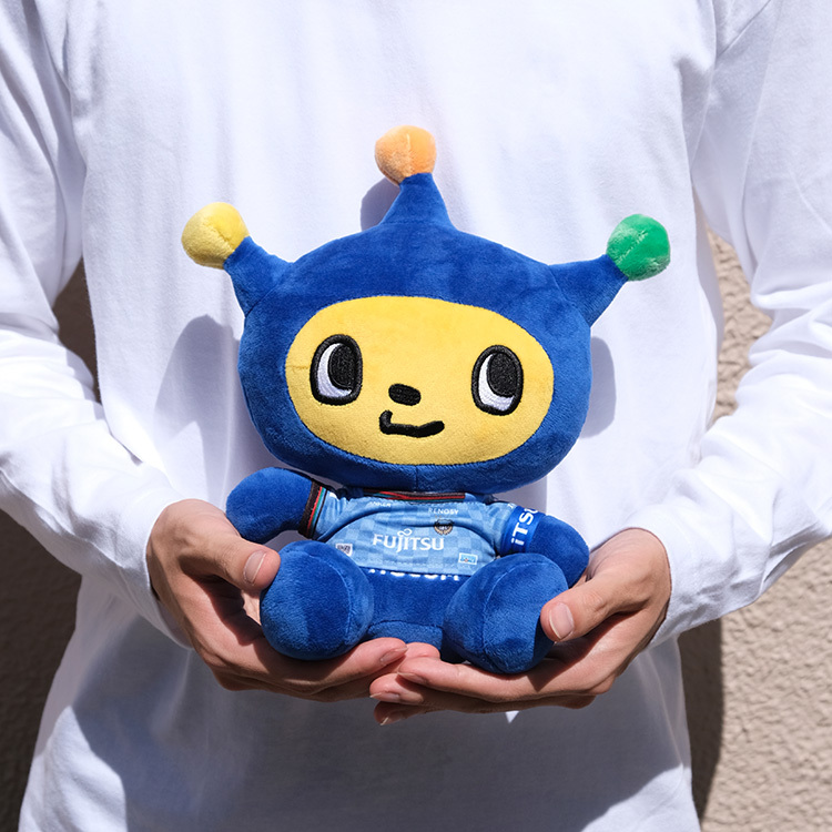 2024 1stユニフォームver.コムゾーおすわりぬいぐるみ